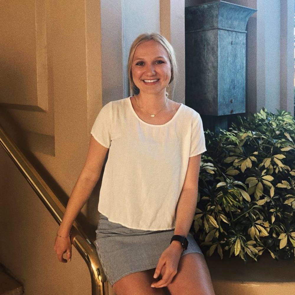 Meet your Posher, Natasha